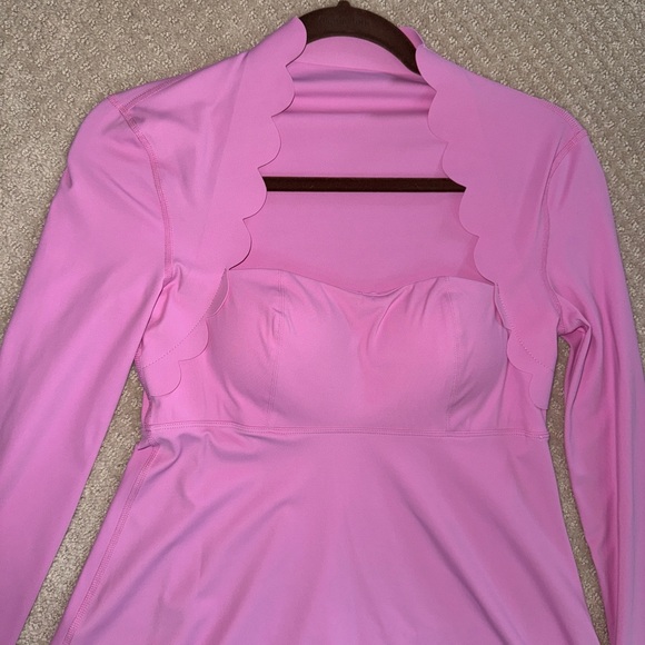 Elegant Pink Scalloped Hem Dress Medium Athletic Athleisure Tennis - Picture 4 of 8